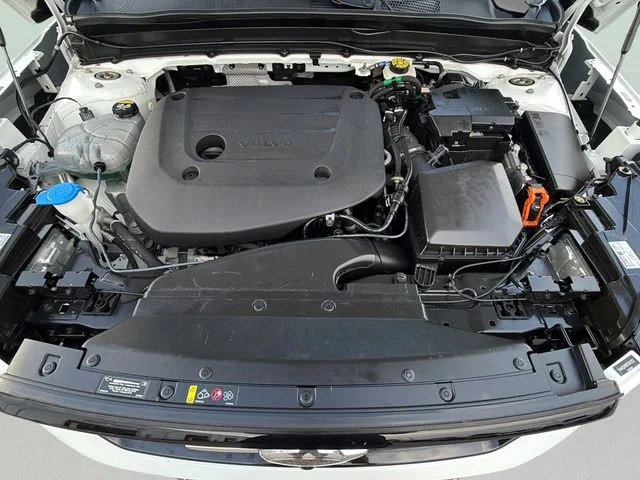 Certified Used 2023  Volvo Ultimate image 27