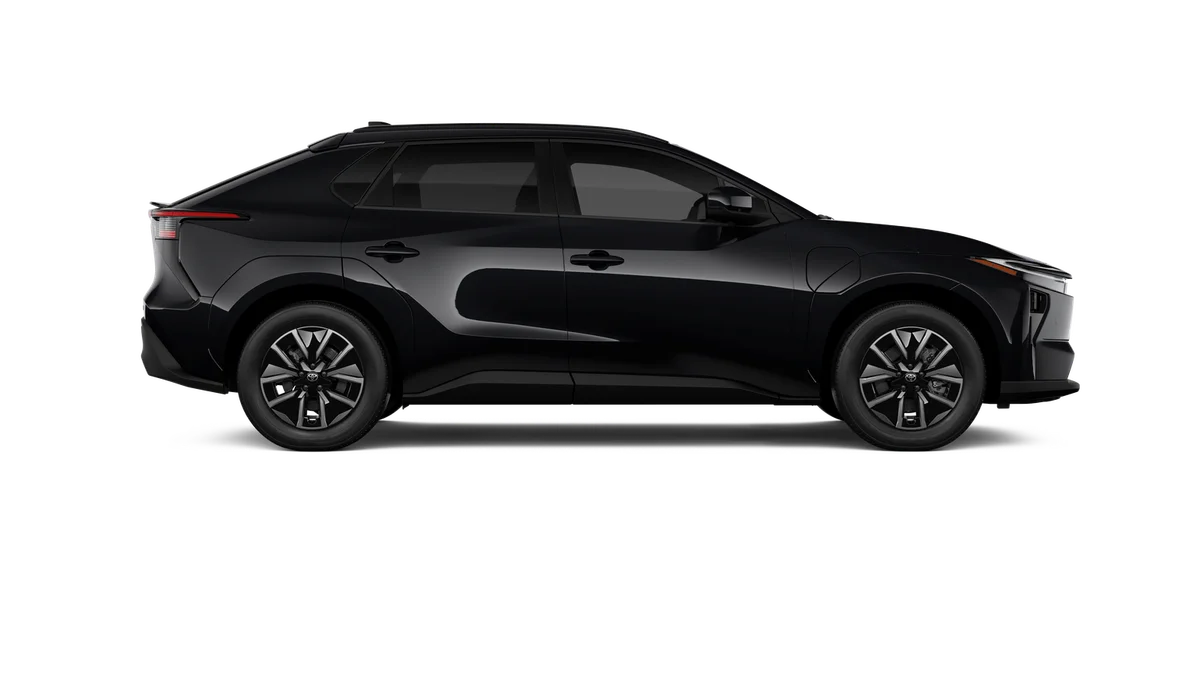 New 2026 Midnight Black Metallic Toyota XLE image 39