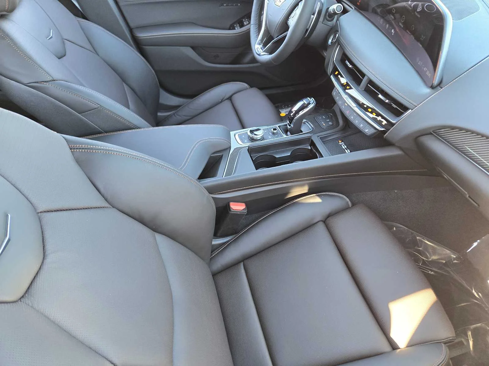 New 2026 Coastal Blue Metallic Cadillac V-Series image 9