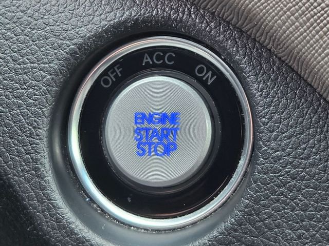 Used 2018 Gray Hyundai 2.4 Base image 13