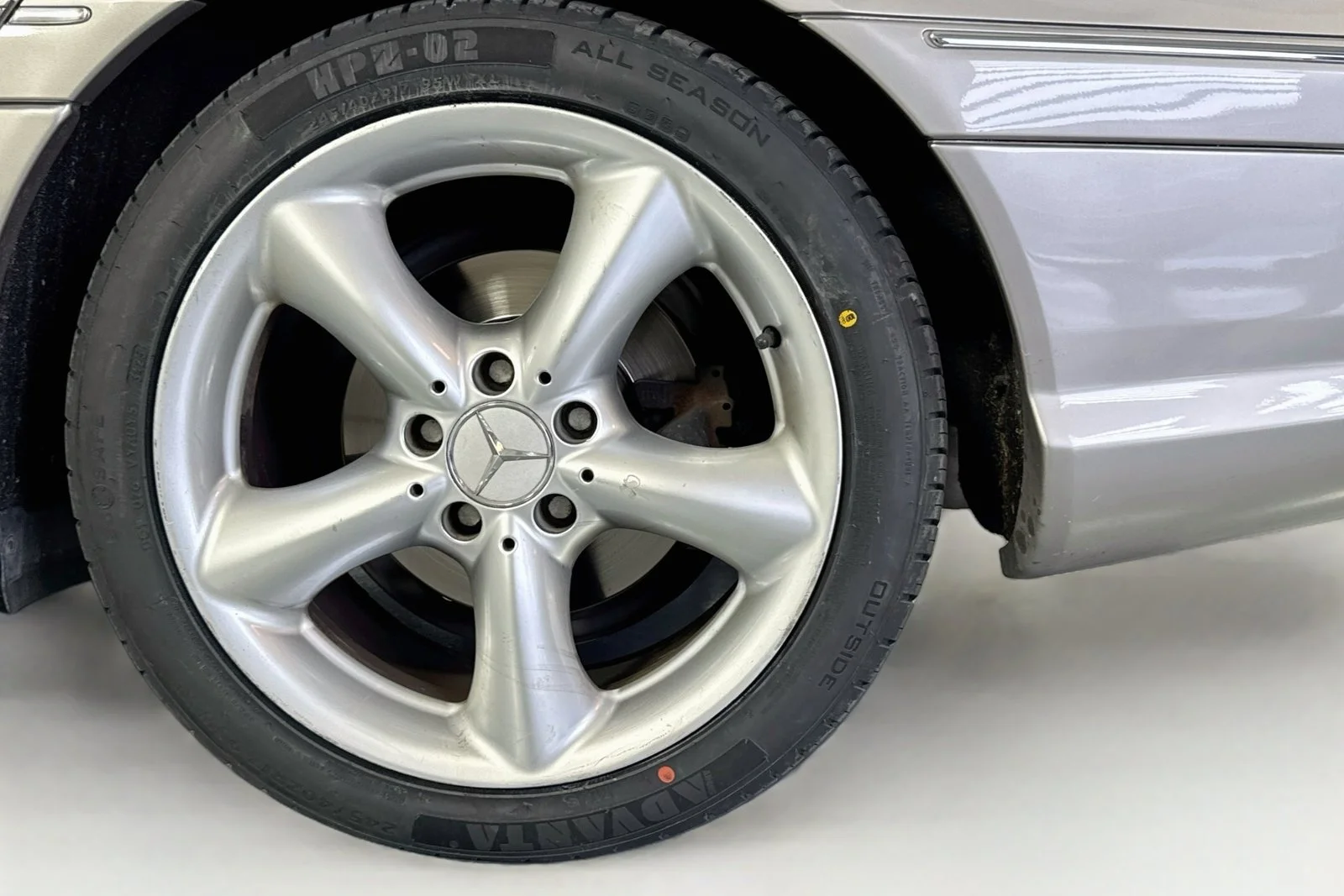 Used 2005 Gold Mercedes-Benz 1.8L image 28