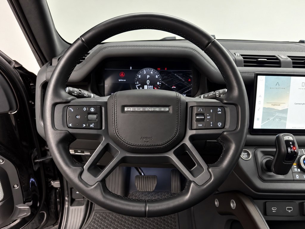 Used 2024 Santorini Black Metallic Land Rover X-Dynamic SE image 14