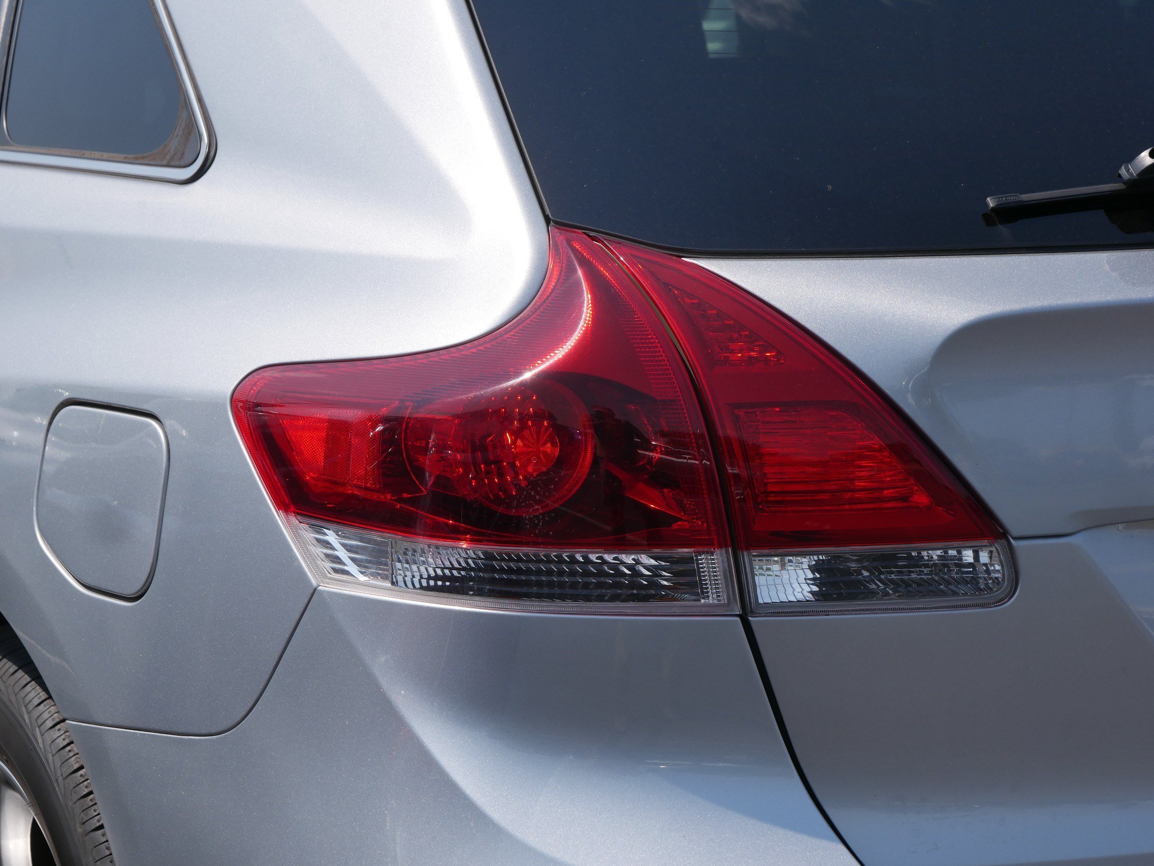 Used 2015 Celestial Silver Metallic Toyota Limited image 17