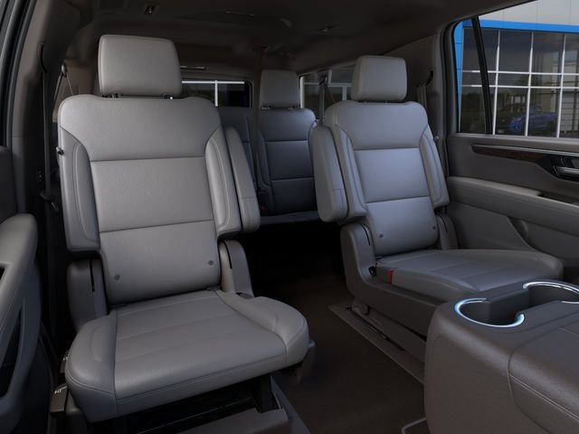 2026 Chevrolet Suburban LT - Photo 17