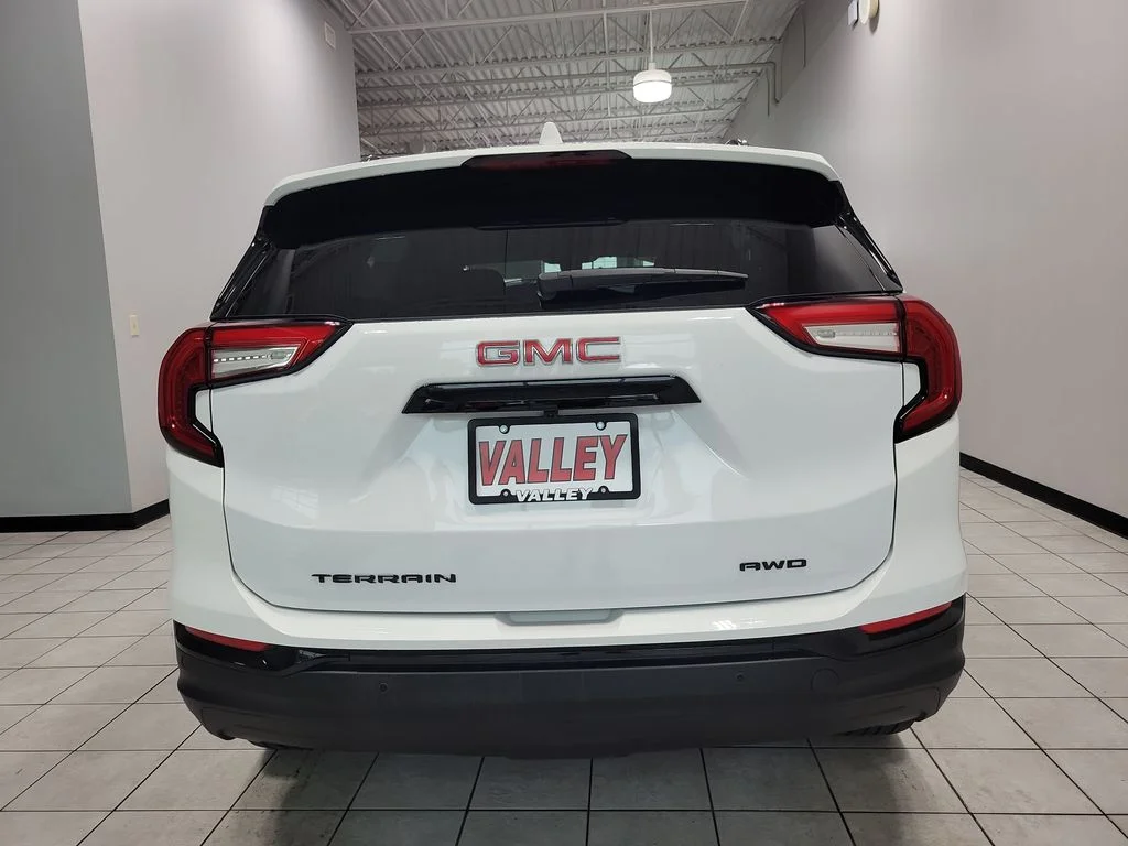 Certified Used 2023 White GMC SLE image 10