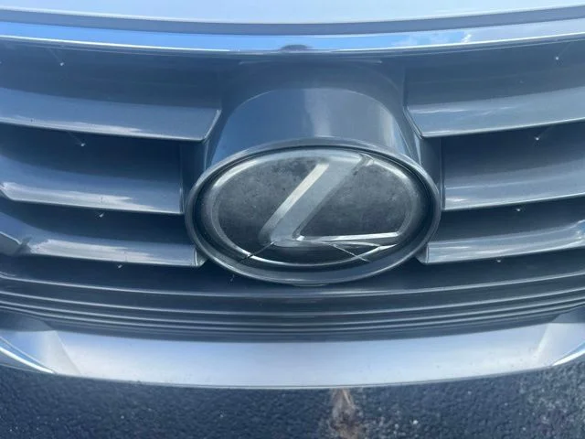 Used 2018 White Lexus 300 image 14