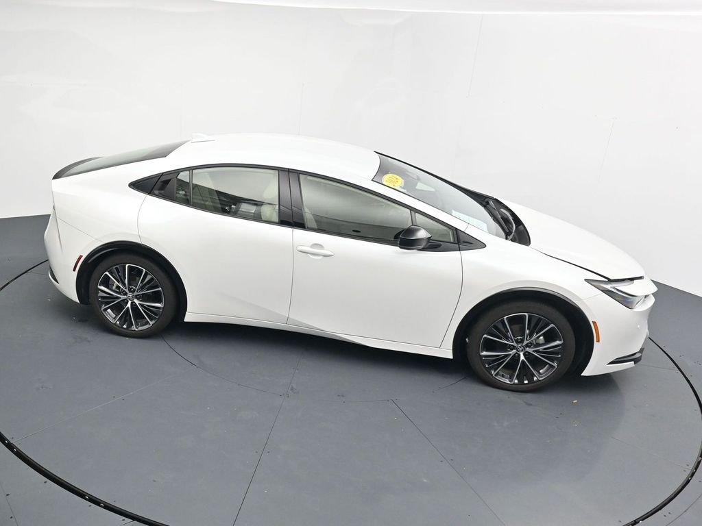 Used 2024 Beige Toyota XLE image 32
