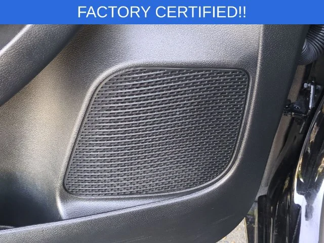 Used 2026 Black Chrysler Select image 15