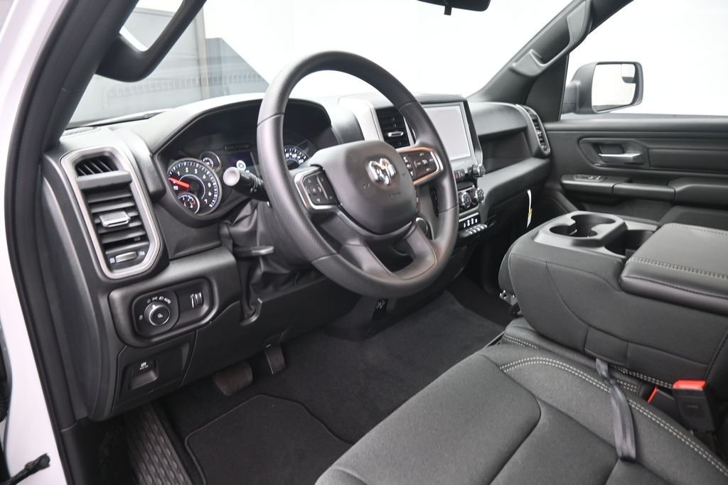 New 2026 Bright White Clearcoat RAM Tradesman image 18
