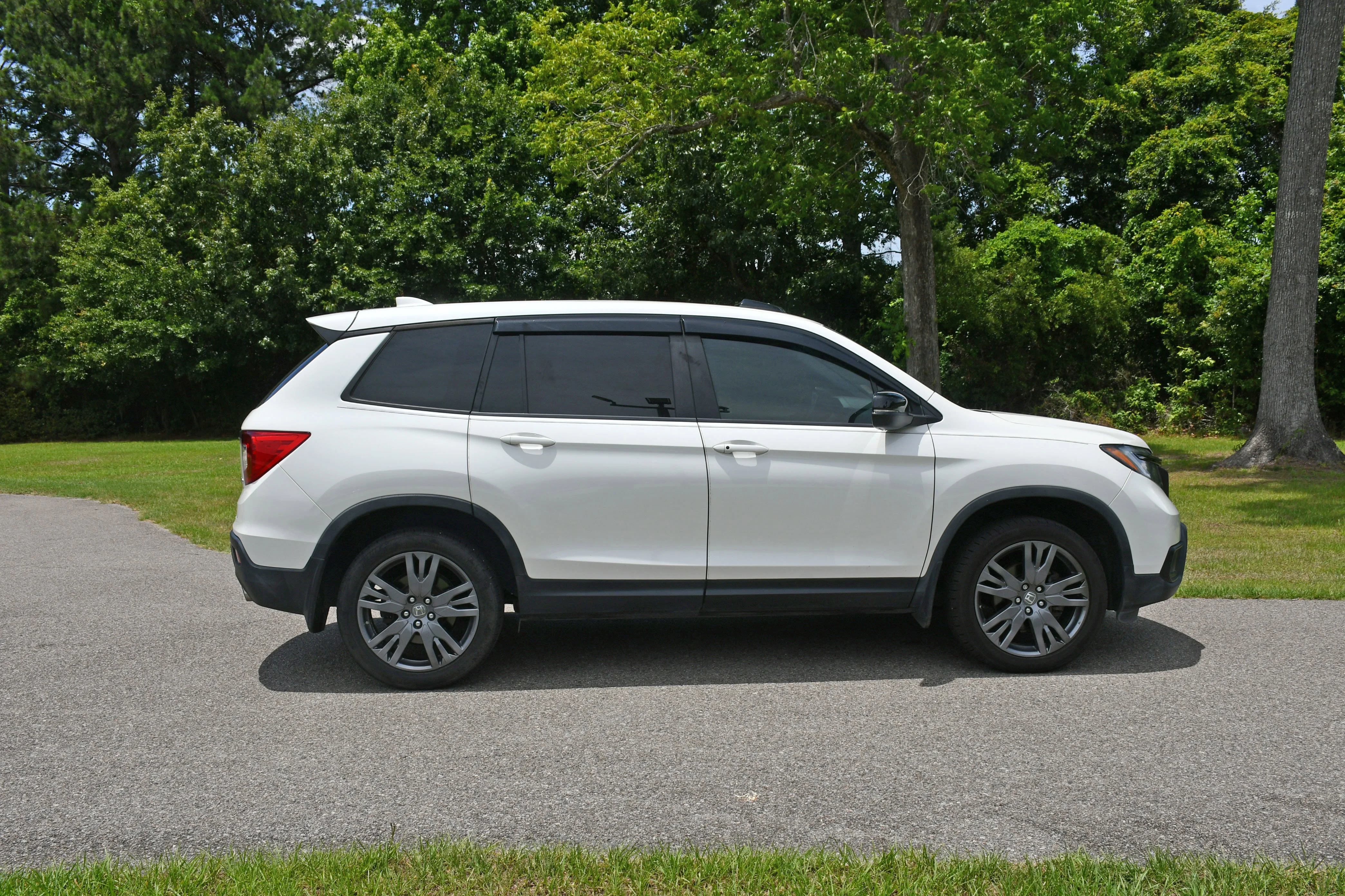 Used 2019  Honda EX-L image 5