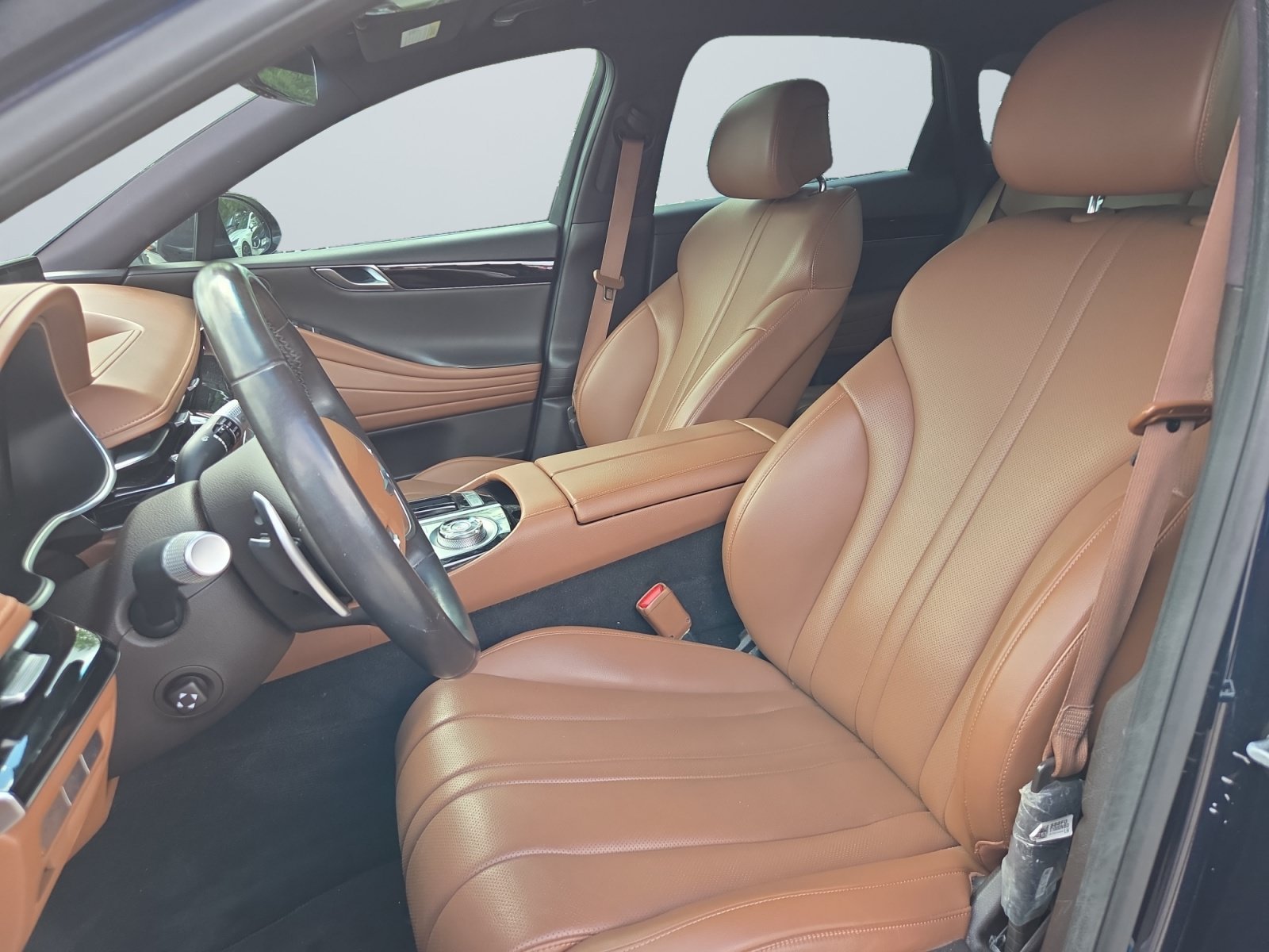 Used 2023 Capri Blue Genesis 2.5T image 9