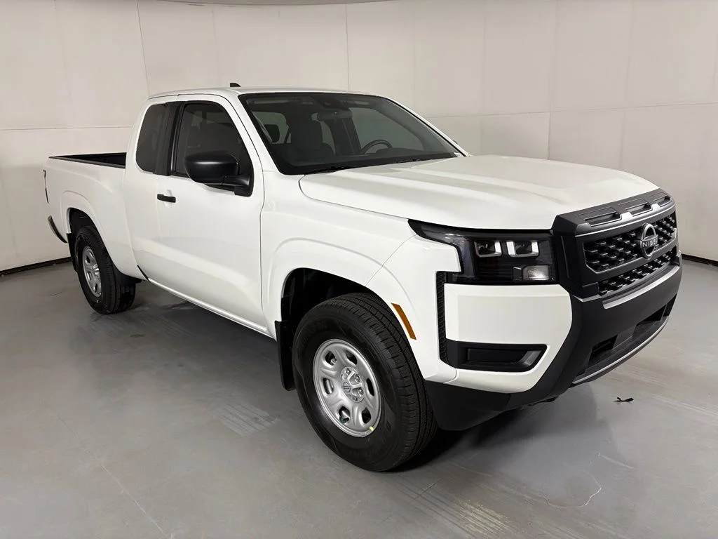 New 2026 Glacier White Nissan King Cab® S image 2
