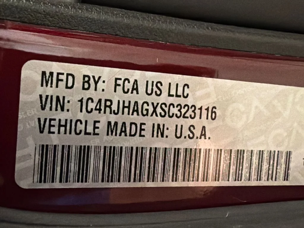 Certified Used 2025 Velvet Red Pearlcoat Jeep Altitude image 38