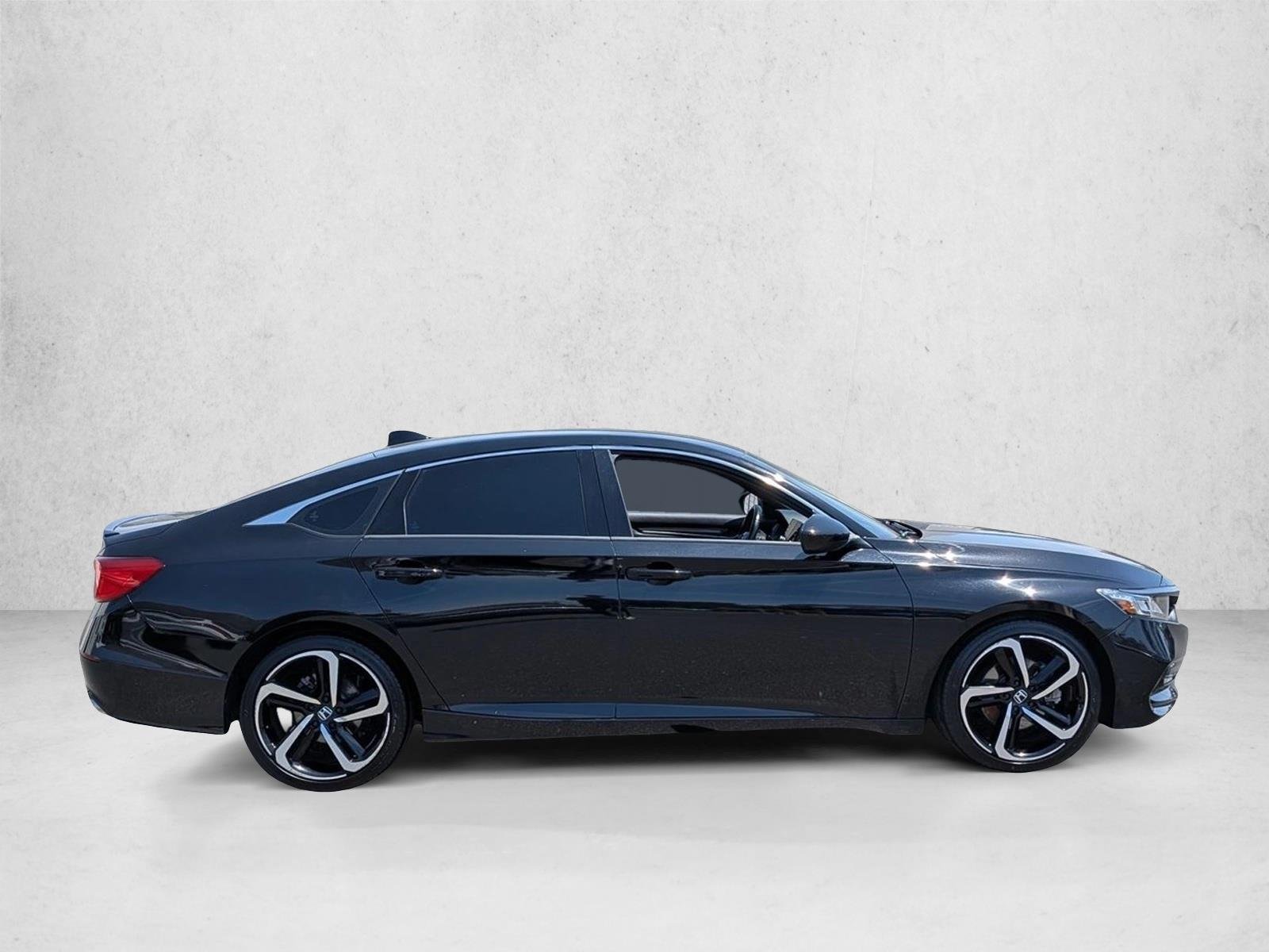 Used 2020 Black Honda Sport image 4