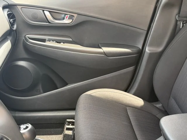 Used 2023 Gray Hyundai SEL image 10