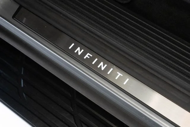 Used 2025 Silver INFINITI SENSORY image 22