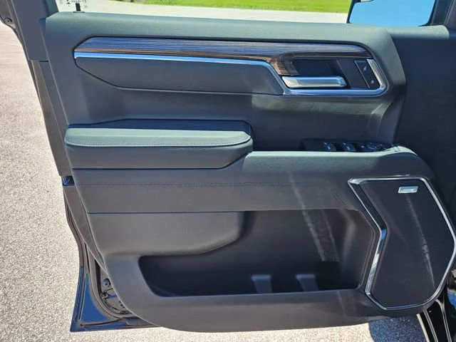 2026 Chevrolet Silverado 1500 LT Trail Boss - Photo 10