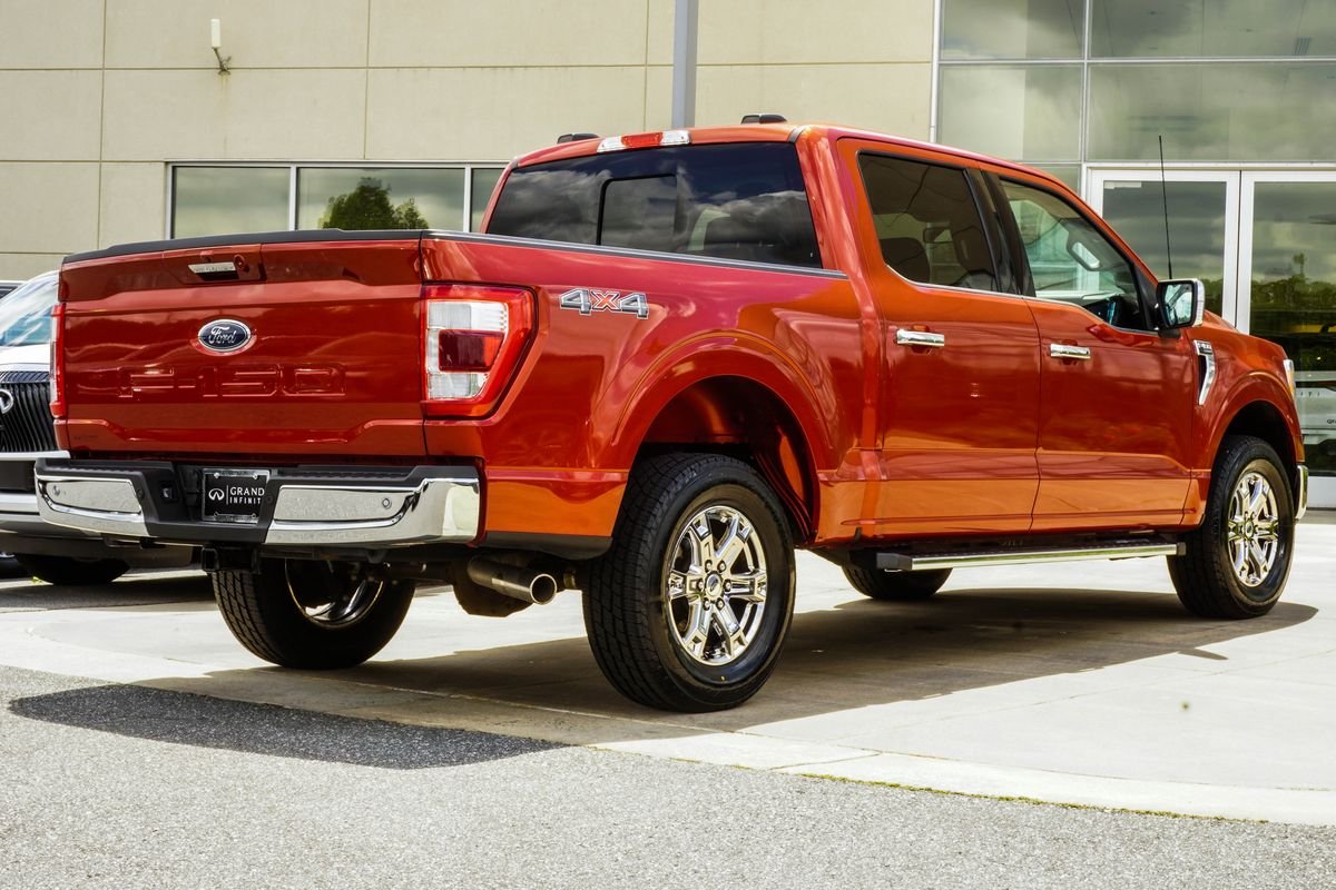 Used 2023 Red Ford Lariat image 12