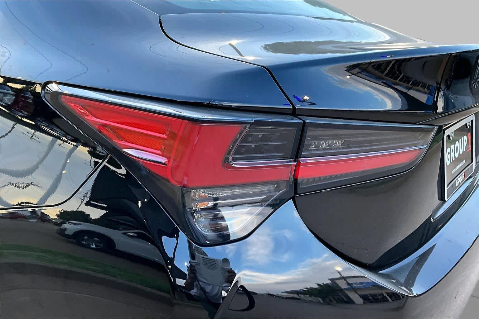 Used 2023 Obsidian Lexus  image 28
