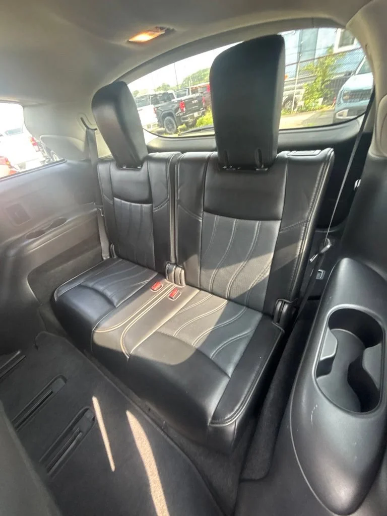Used 2014  INFINITI NA image 18