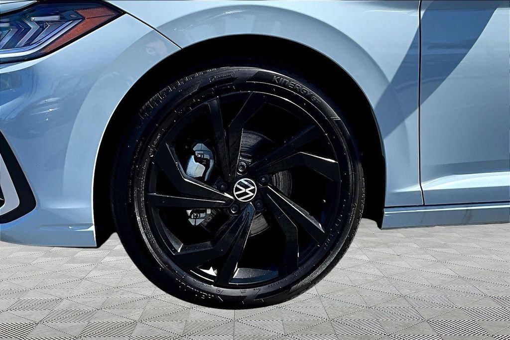 New 2026 Gray Volkswagen 1.5T SE image 32