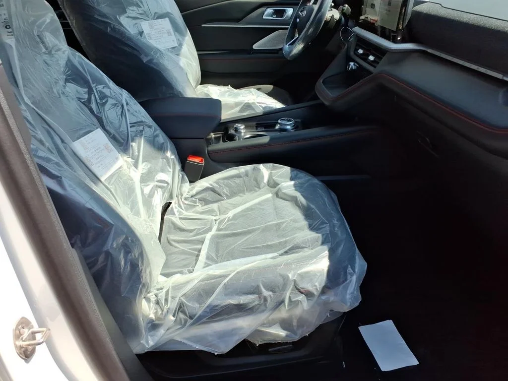 New 2026 Star White Metallic Tri-Coat Ford ST image 8