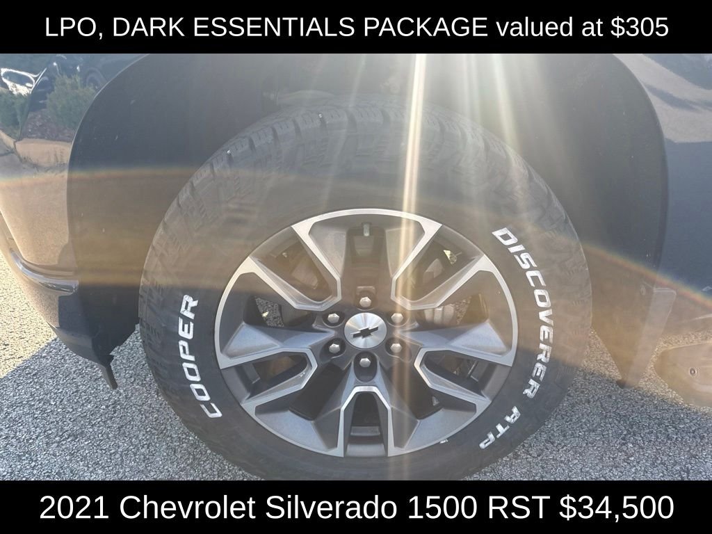 Used 2021 Blue Metallic Chevrolet RST image 9