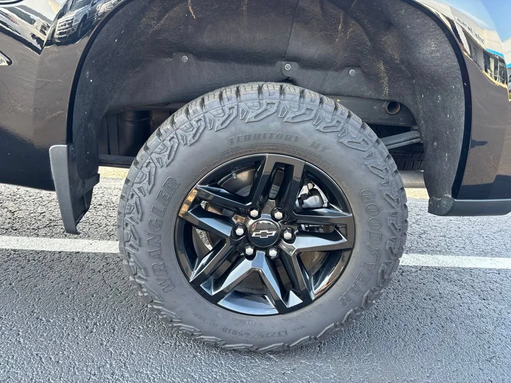 2024 Chevrolet Silverado 1500 Custom - Photo 10