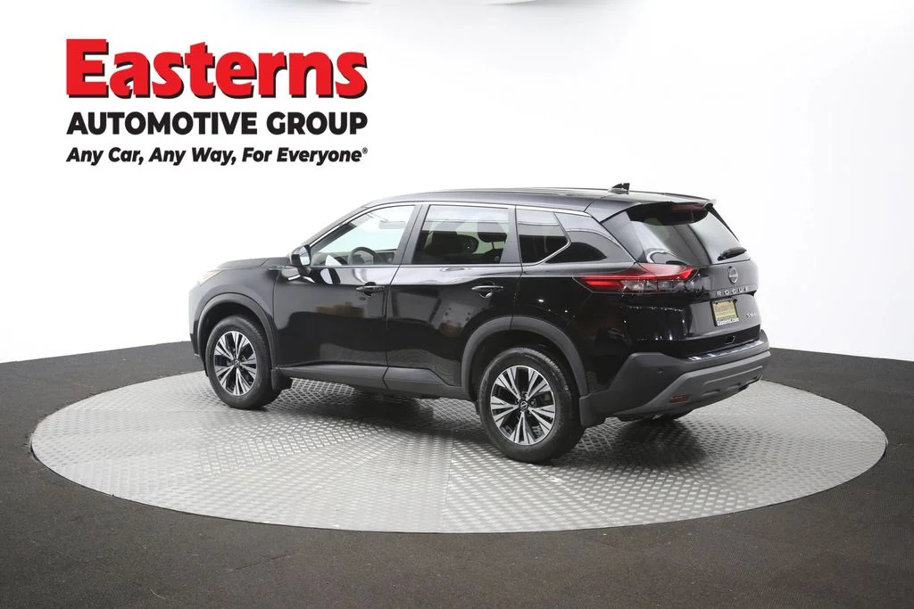 Used 2023 Black Nissan SV image 63