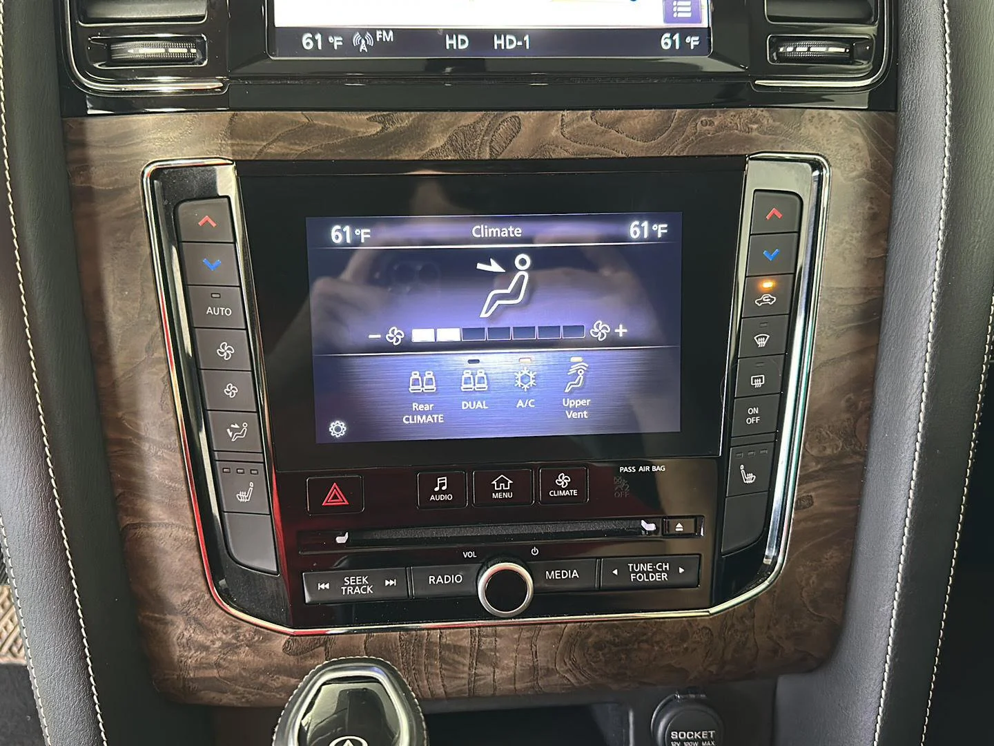 Used 2021 Mineral Black INFINITI PREMIUM SELECT image 21