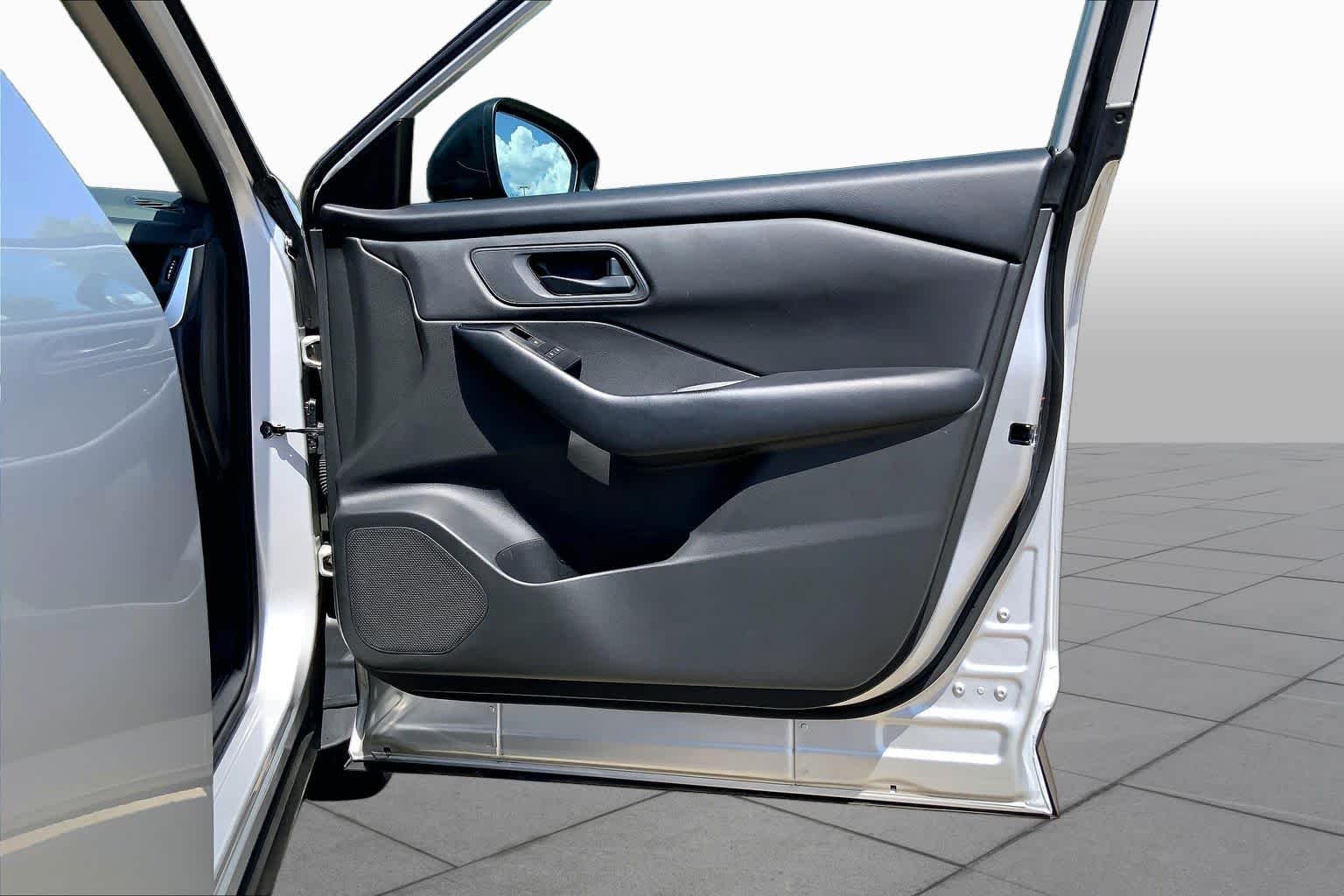 Used 2024 Brilliant Silver Metallic Nissan S image 21