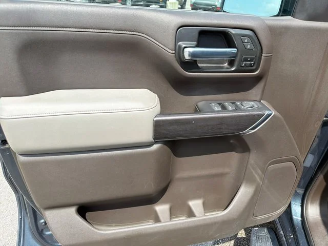 Used 2020 Gray Chevrolet LTZ image 15