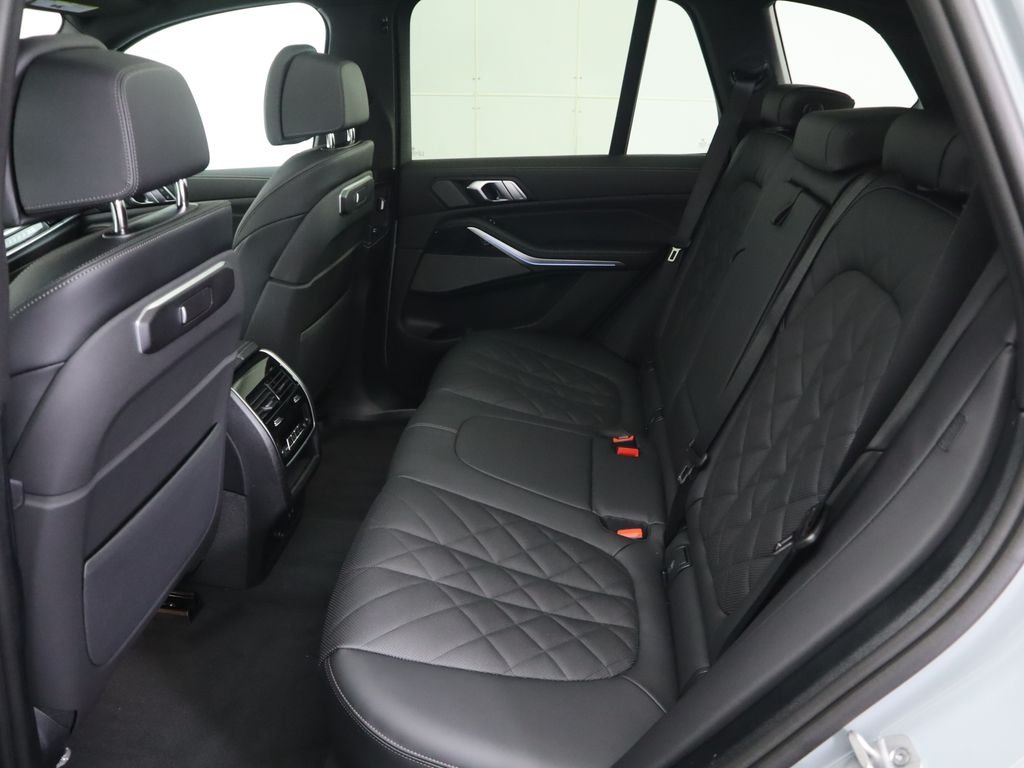 Used 2026 Gray Metallic BMW xDrive50e image 22