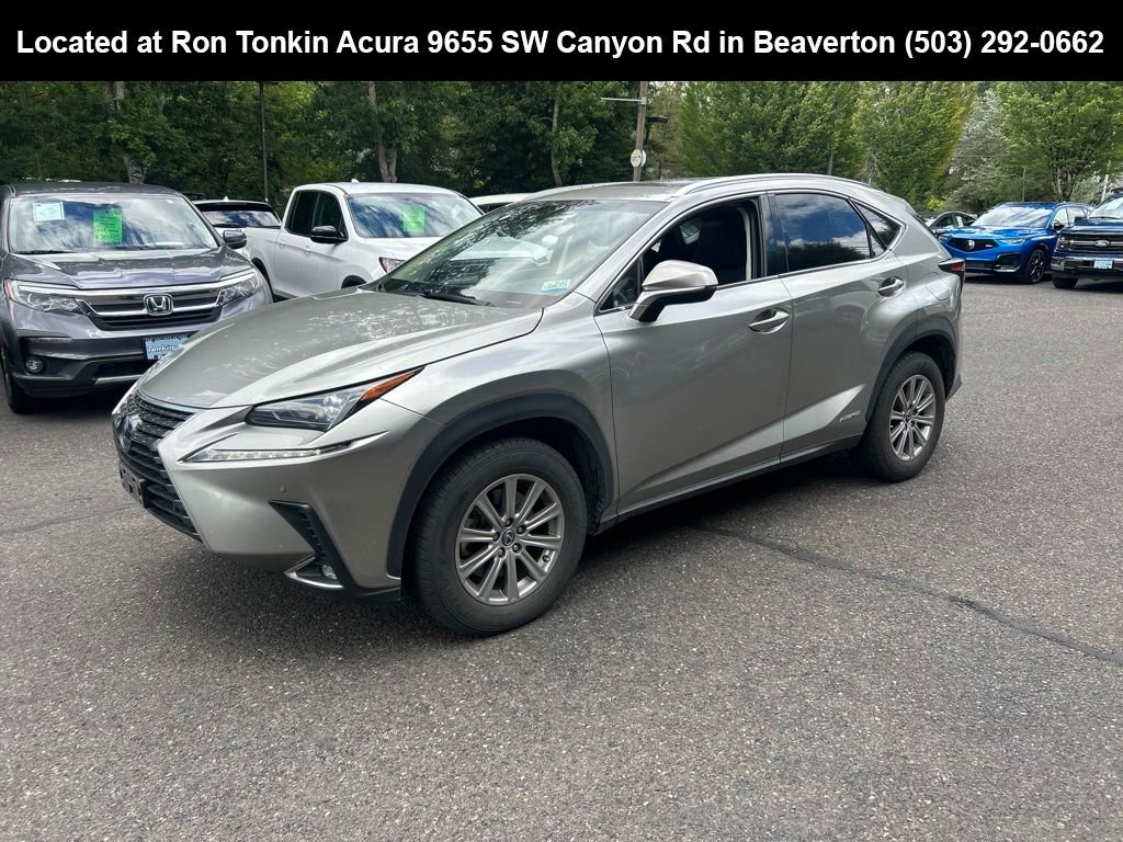 Used 2019 Atomic Silver Lexus 300h image 8