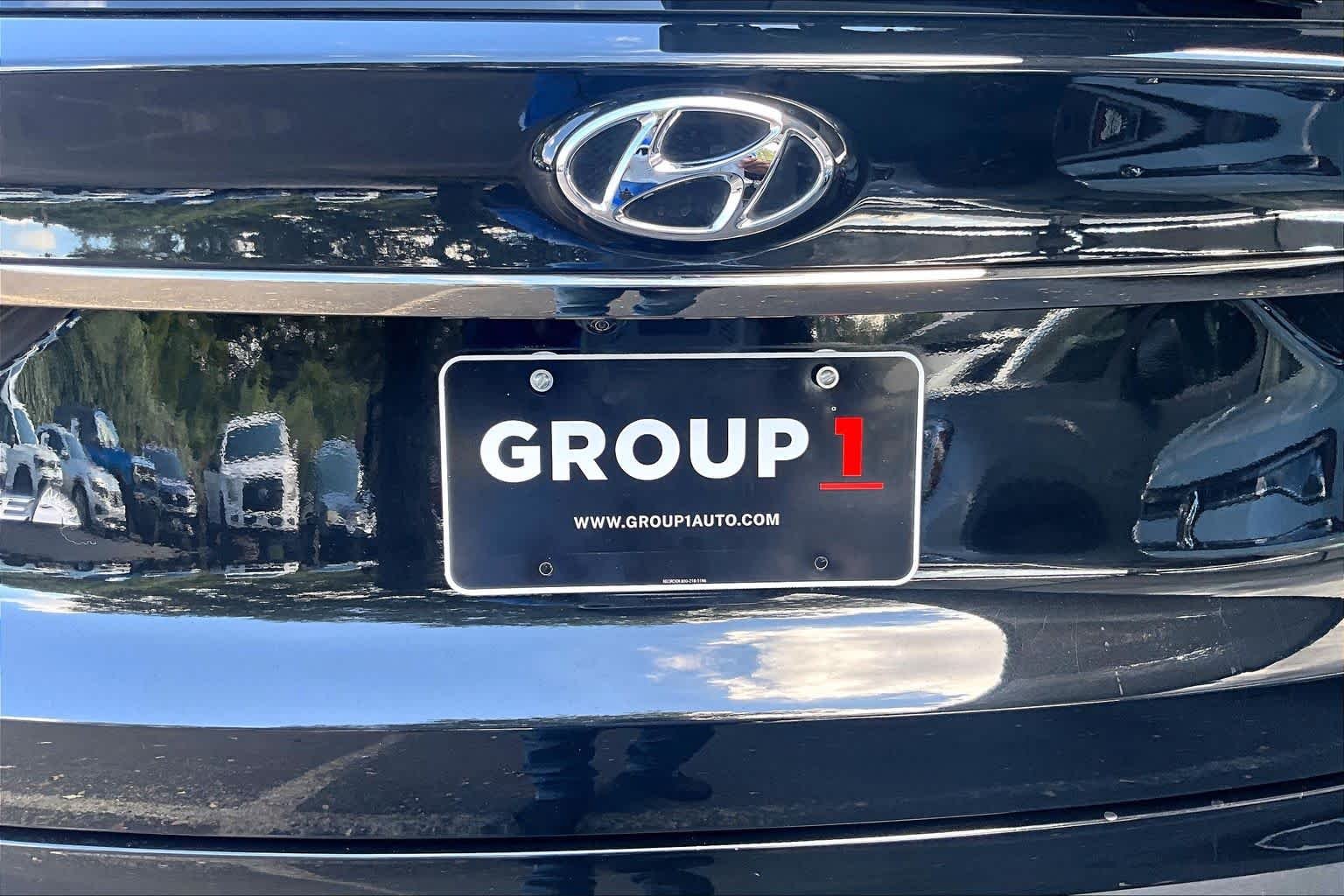 Used 2019 Twilight Black Hyundai SE image 33