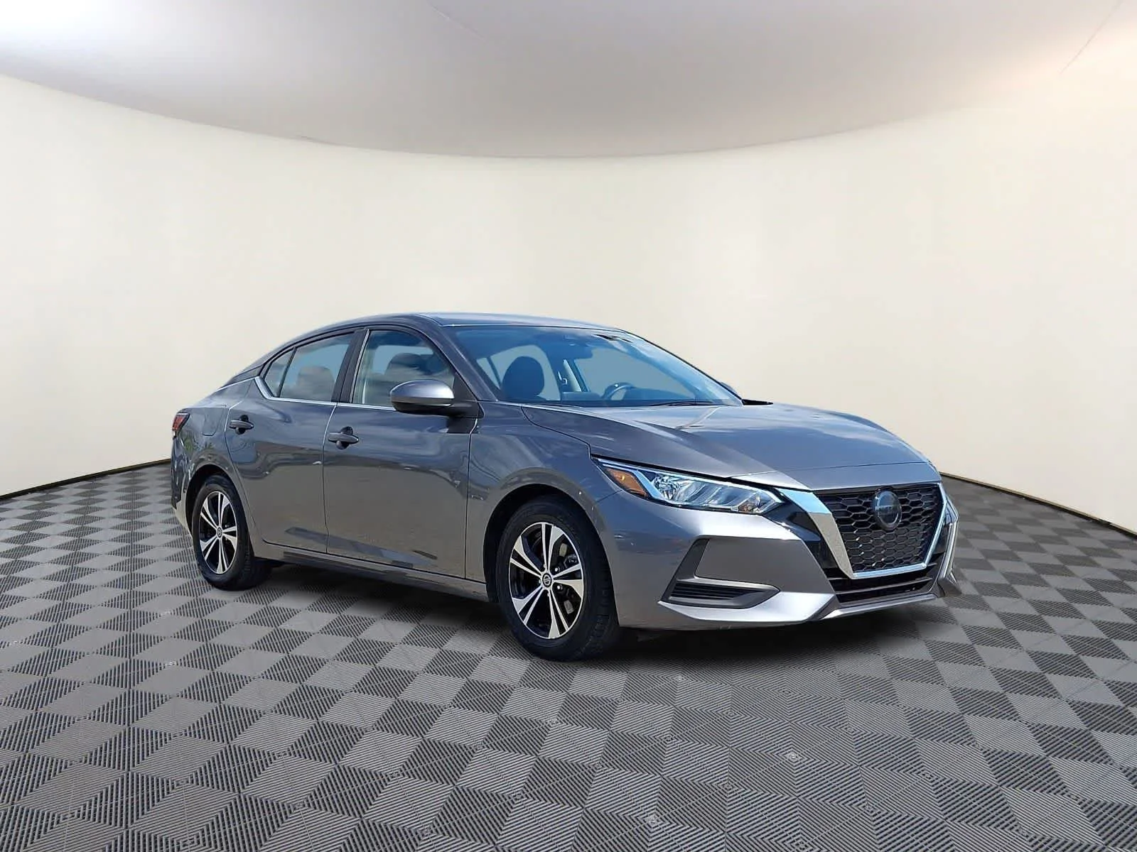Used 2023 Gun Metallic Nissan SV image 4