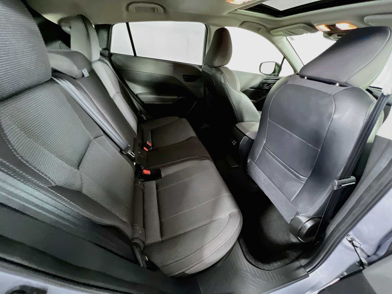Used 2024 Ice Silver Metallic Subaru Premium image 28