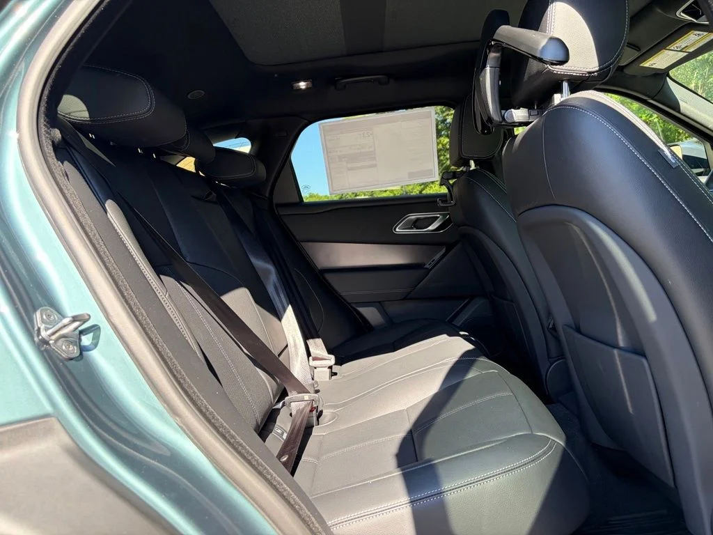 New 2026 Green Land Rover Belgravia Edition image 17