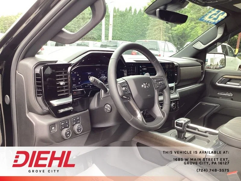 Used 2025 Black Chevrolet High Country image 27