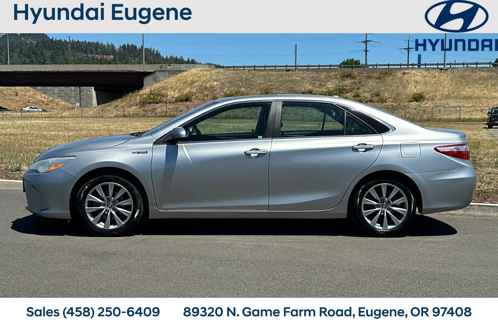 Used 2016 Silver Toyota XLE image 7