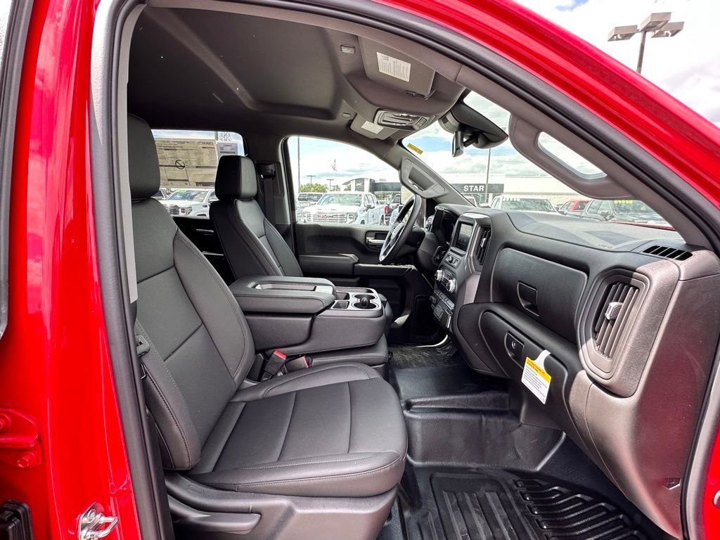 2026 GMC Sierra 3500HD Pro - Photo 12