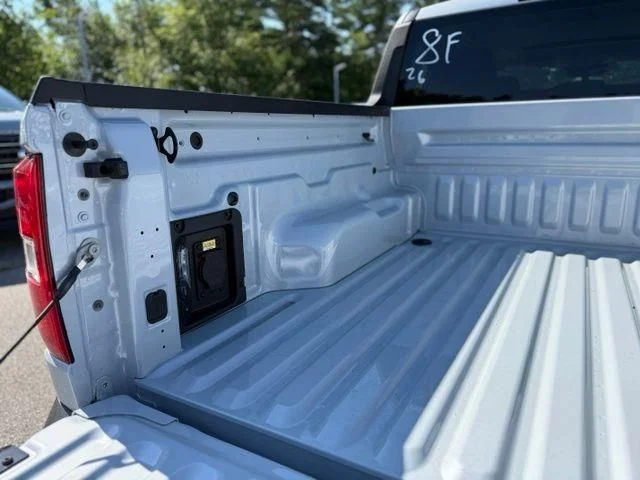 New 2026 White Ford XLT image 7