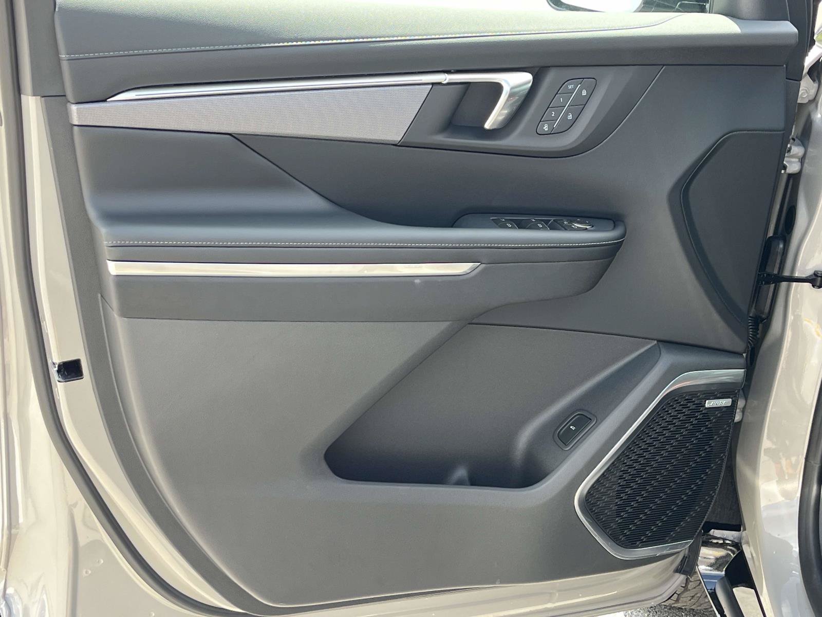 2027 Buick Enclave Sport Touring - Photo 22