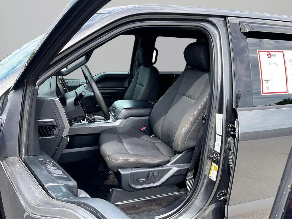Used 2020 Gray Ford XLT image 26