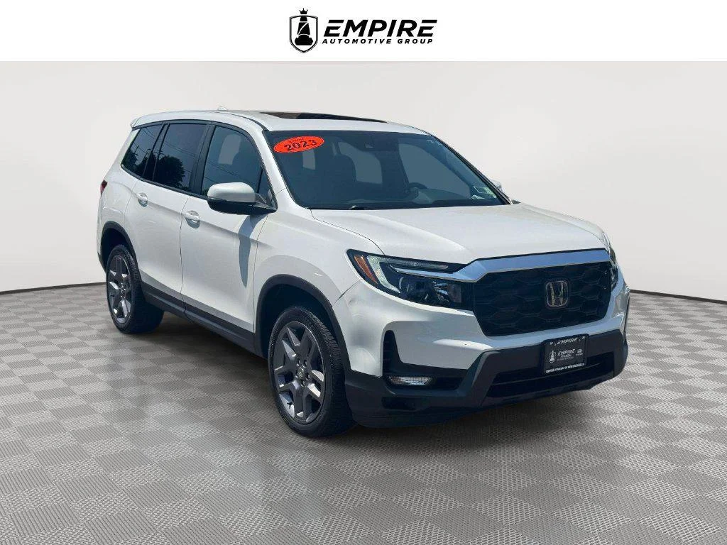 Used 2023 Platinum White Pearl Honda AWD EX-L image 1
