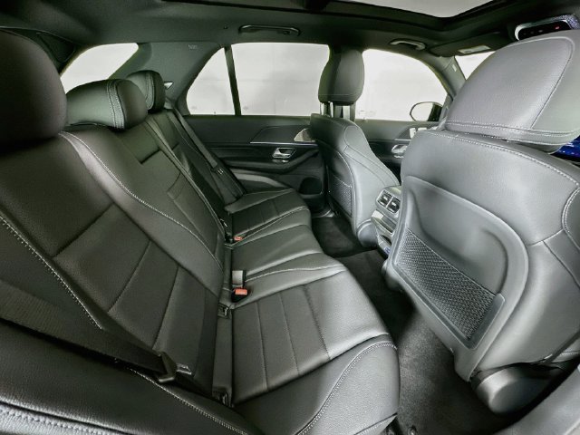 New 2027 Black Mercedes-Benz GLE 450 image 26