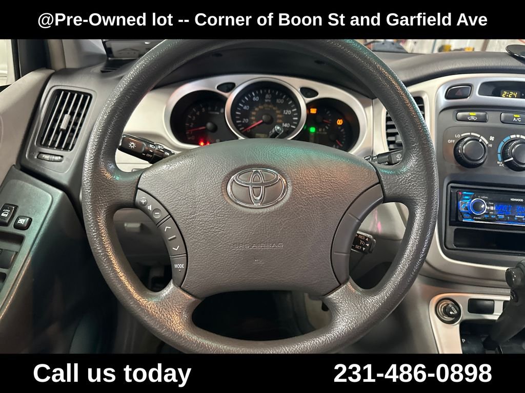 Used 2006  Toyota V6 image 19