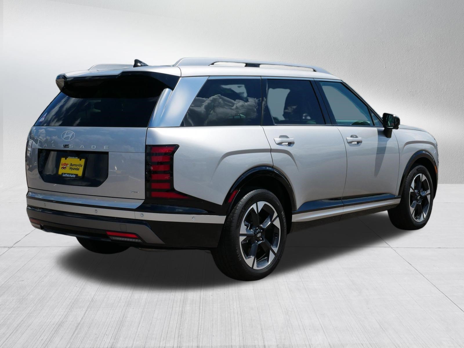 2026 Hyundai Palisade Limited - Photo 7
