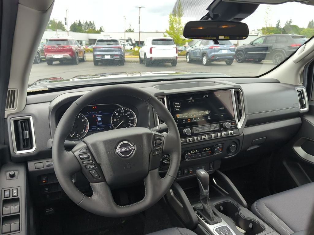 2026 Nissan Frontier SV - Photo 16