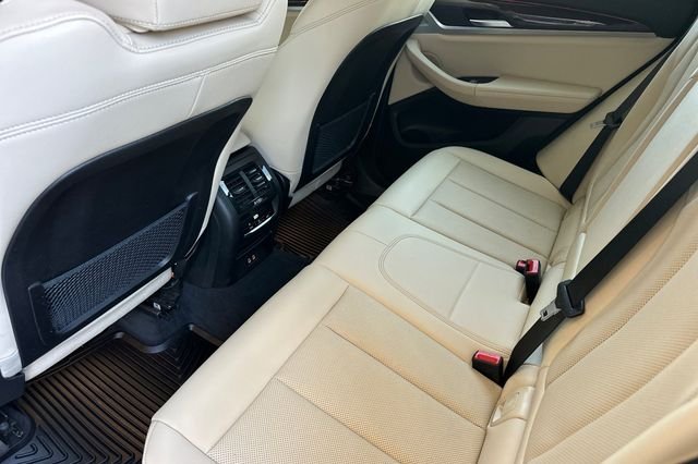 Used 2023 White BMW xDrive30i image 15